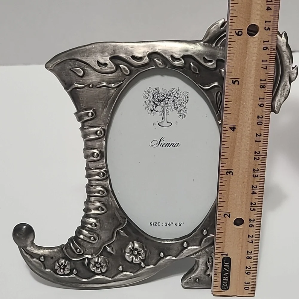 Silver Victorian Boot Picture‎ Frame 3.5